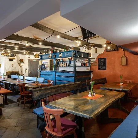 Za Mlynom Gasthof Bešeňová