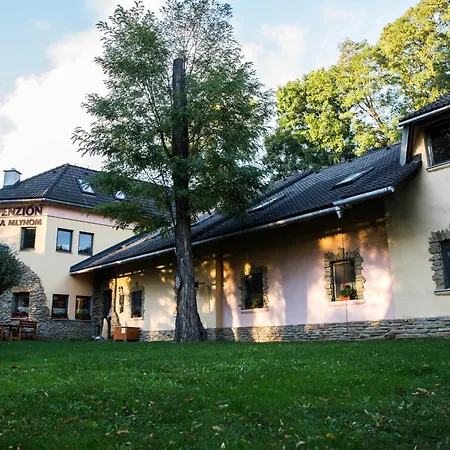 Za Mlynom 게스트하우스